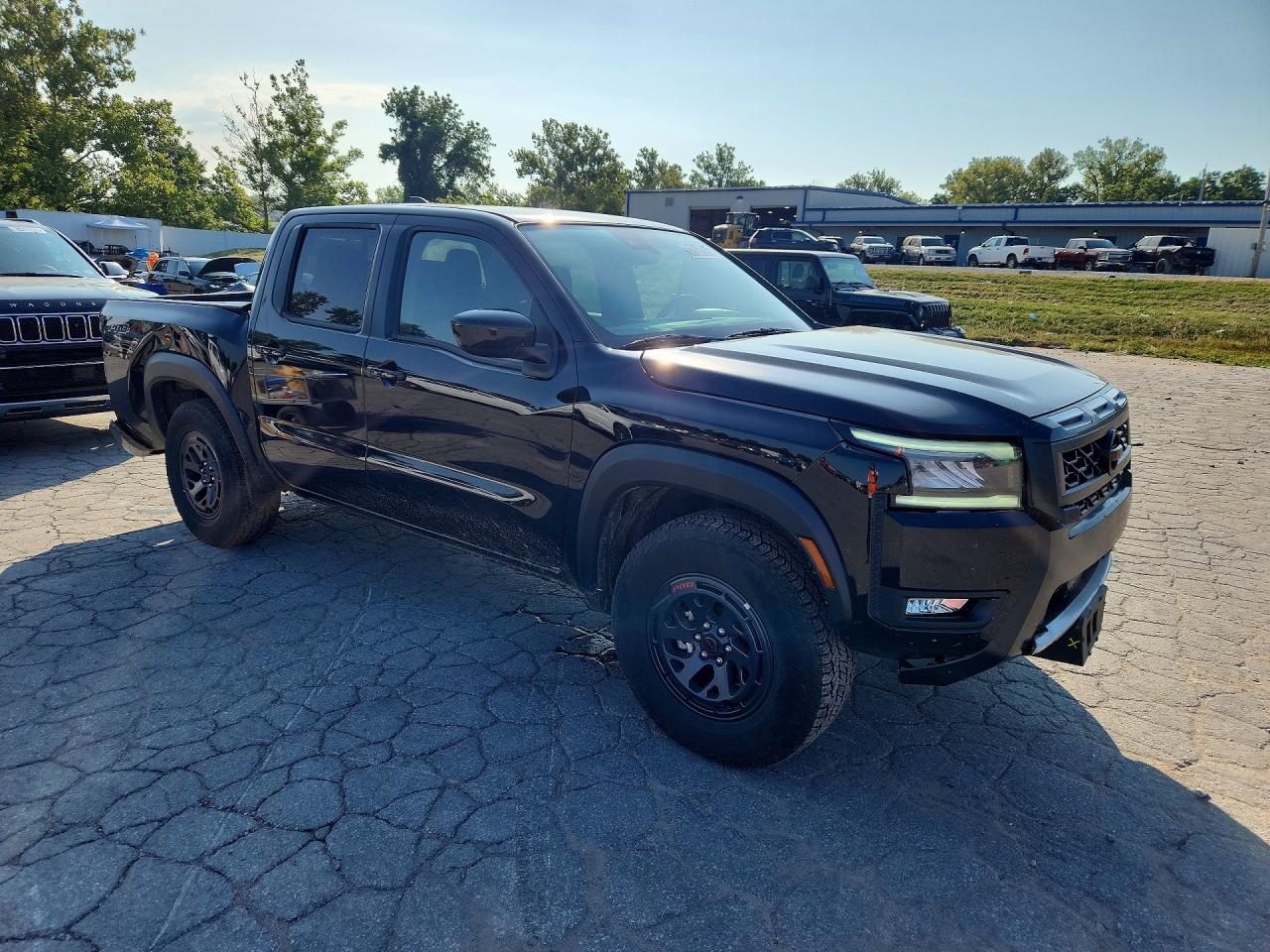 2026 NISSAN FRONTIER PRO-4X — снимка 4