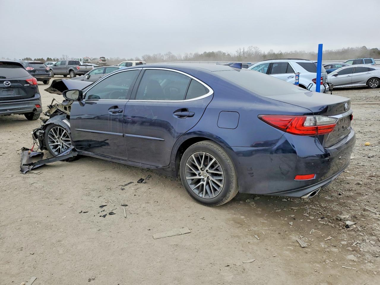 2017 LEXUS ES 350 BASE — снимка 2