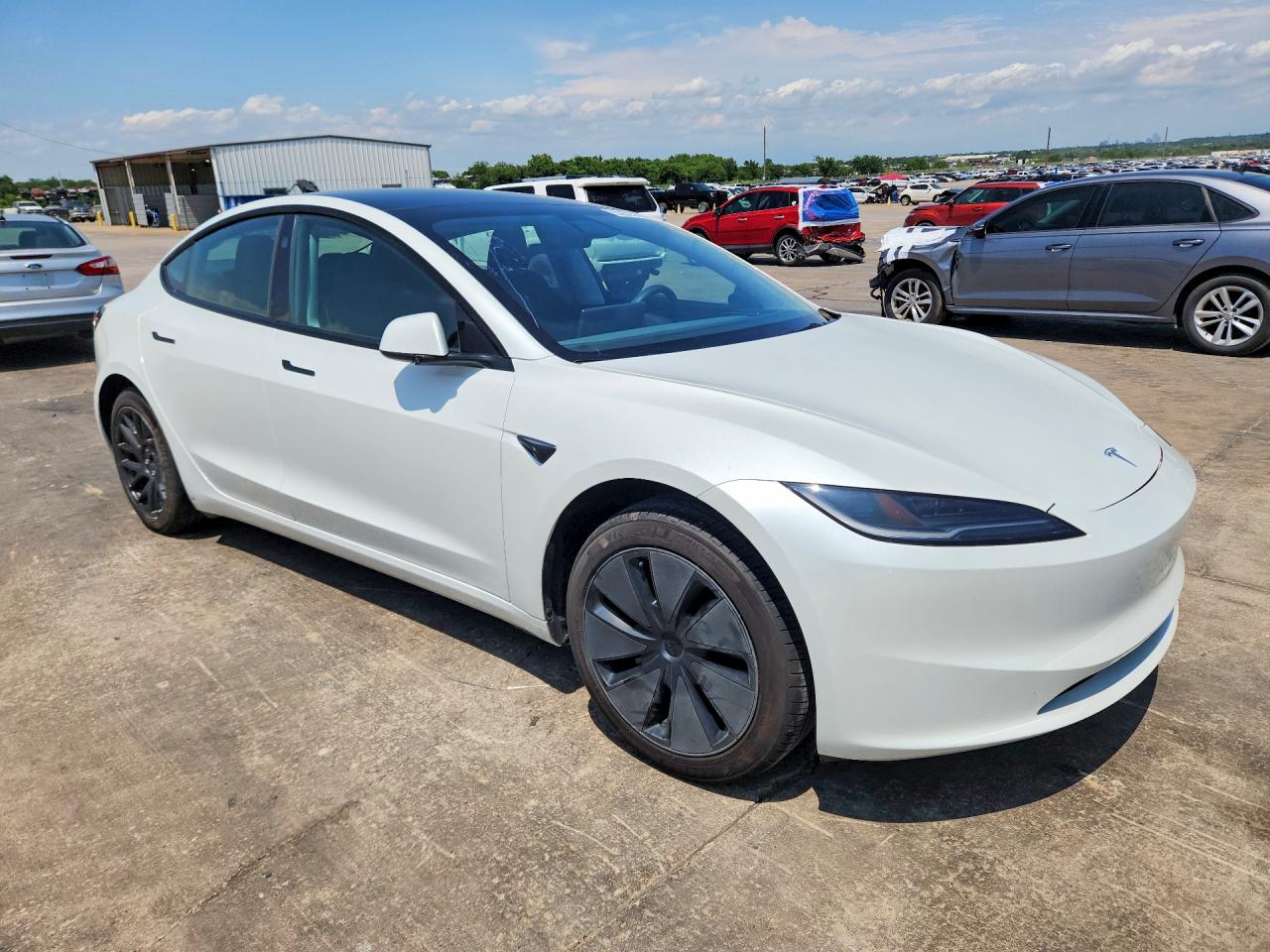 2025 TESLA MODEL 3 — снимка 4