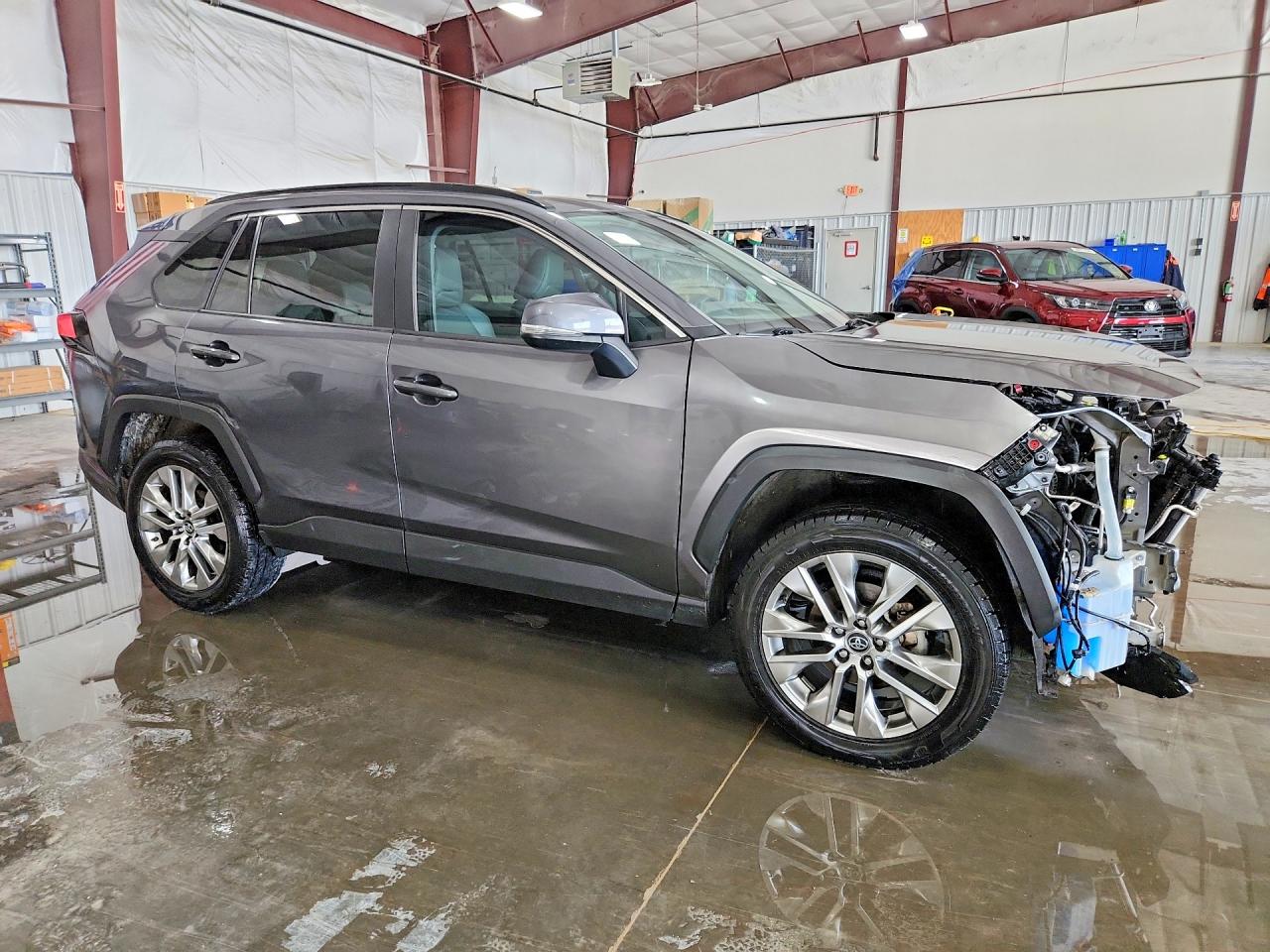 2020 TOYOTA RAV4 XLE PREMIUM — снимка 4