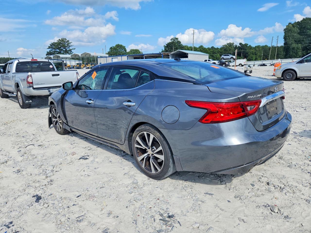 2017 NISSAN MAXIMA PLATINUM — снимка 2