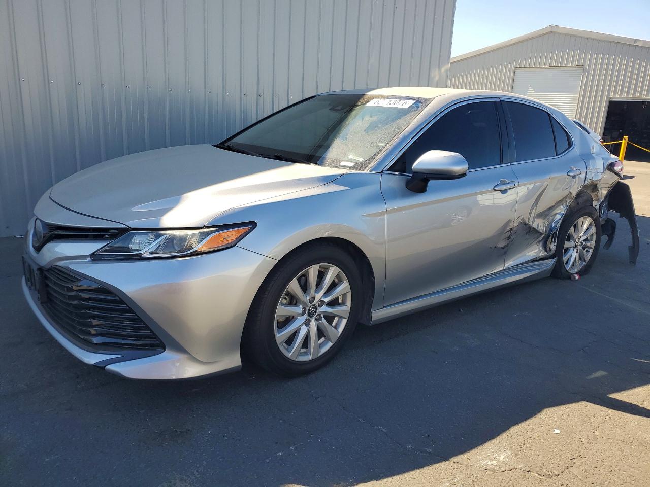 2018 TOYOTA CAMRY