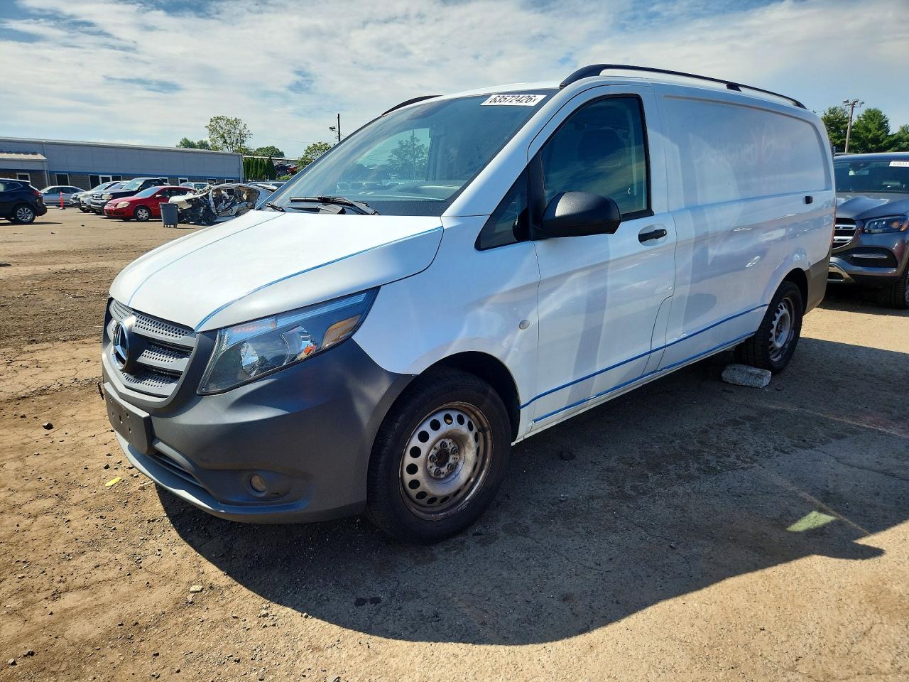 2016 MERCEDES-BENZ METRIS