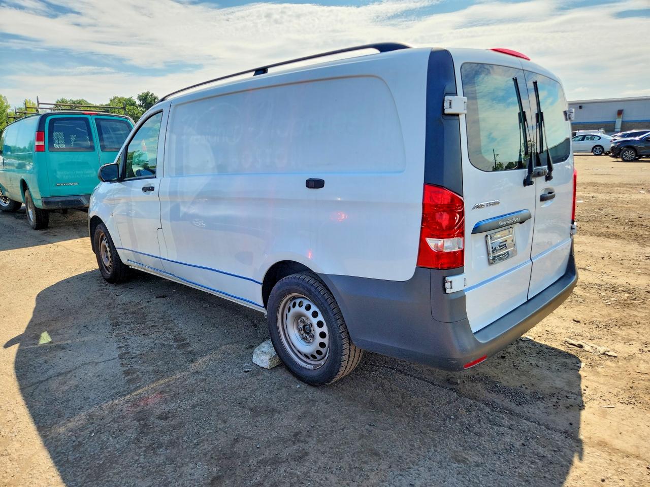 2016 MERCEDES-BENZ METRIS — снимка 2