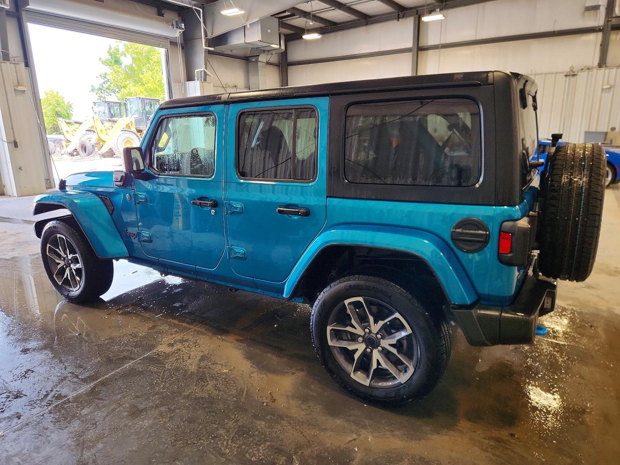 2024 JEEP WRANGLER 4XE — снимка 2