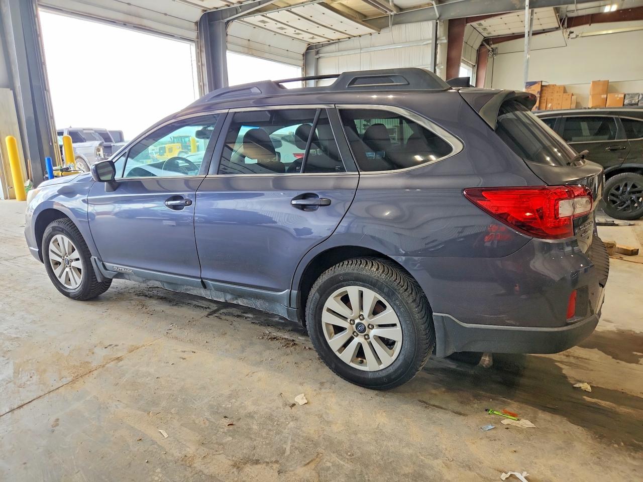 2016 SUBARU OUTBACK 2.5I PREMIUM — снимка 2