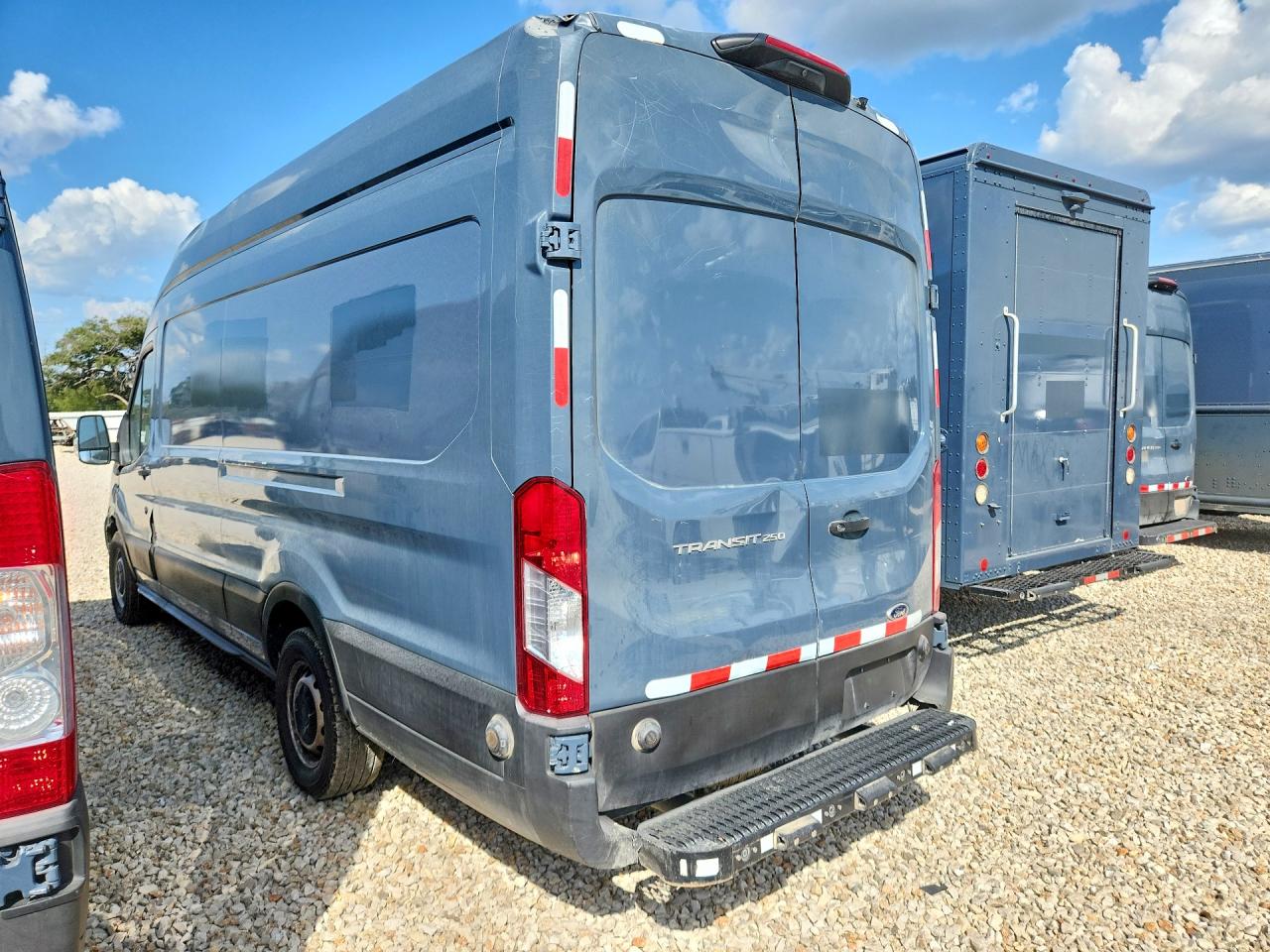 2020 FORD TRANSIT T-250 — снимка 2
