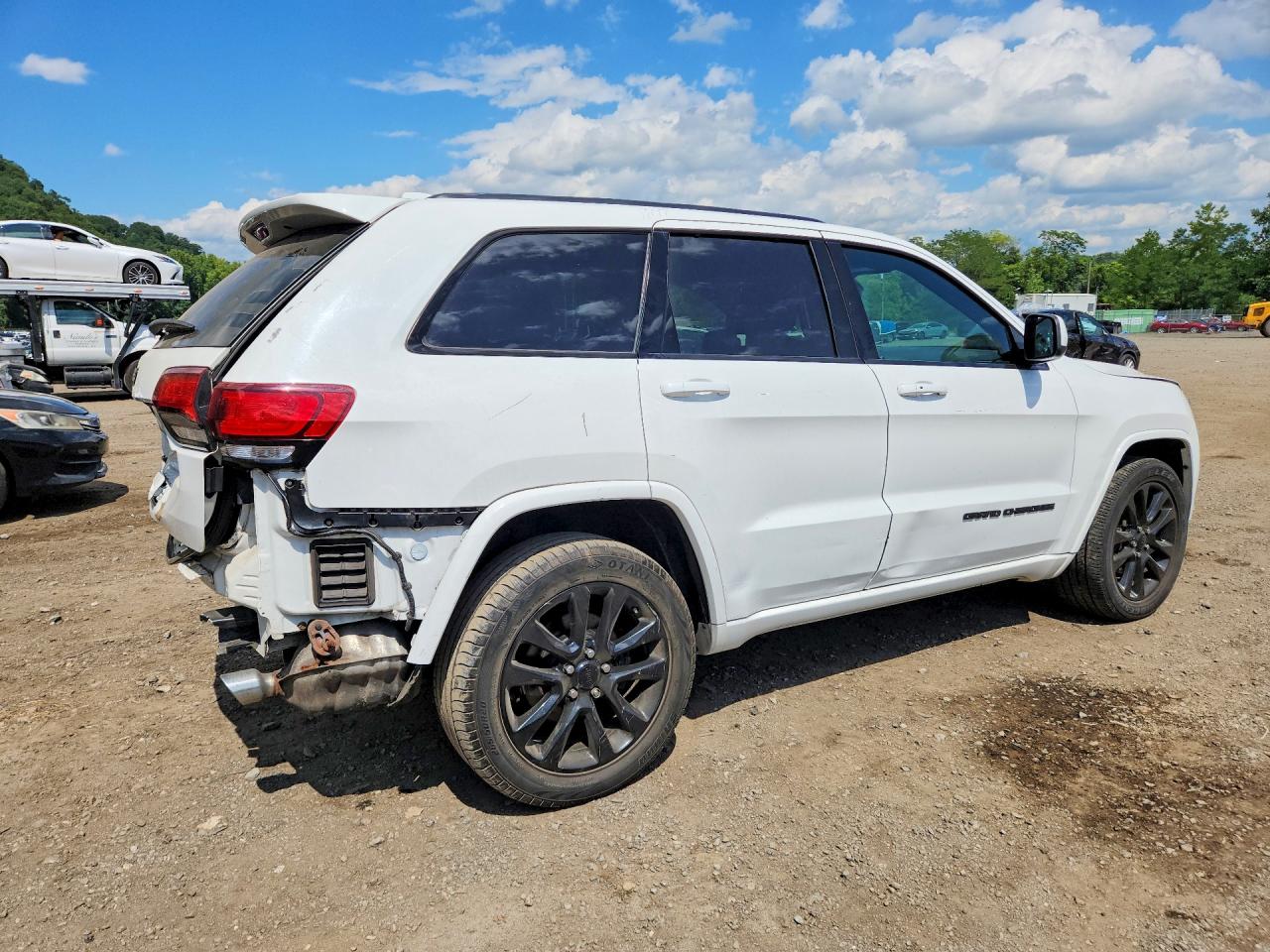 2019 JEEP GRAND CHEROKEE LAREDO — снимка 3