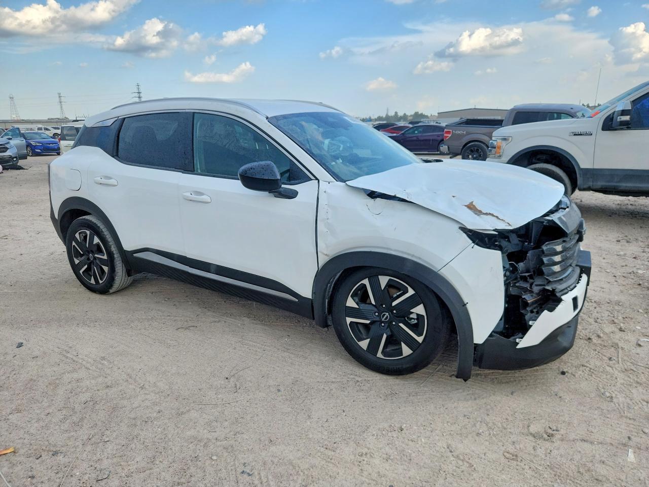 2026 NISSAN KICKS SV — снимка 4