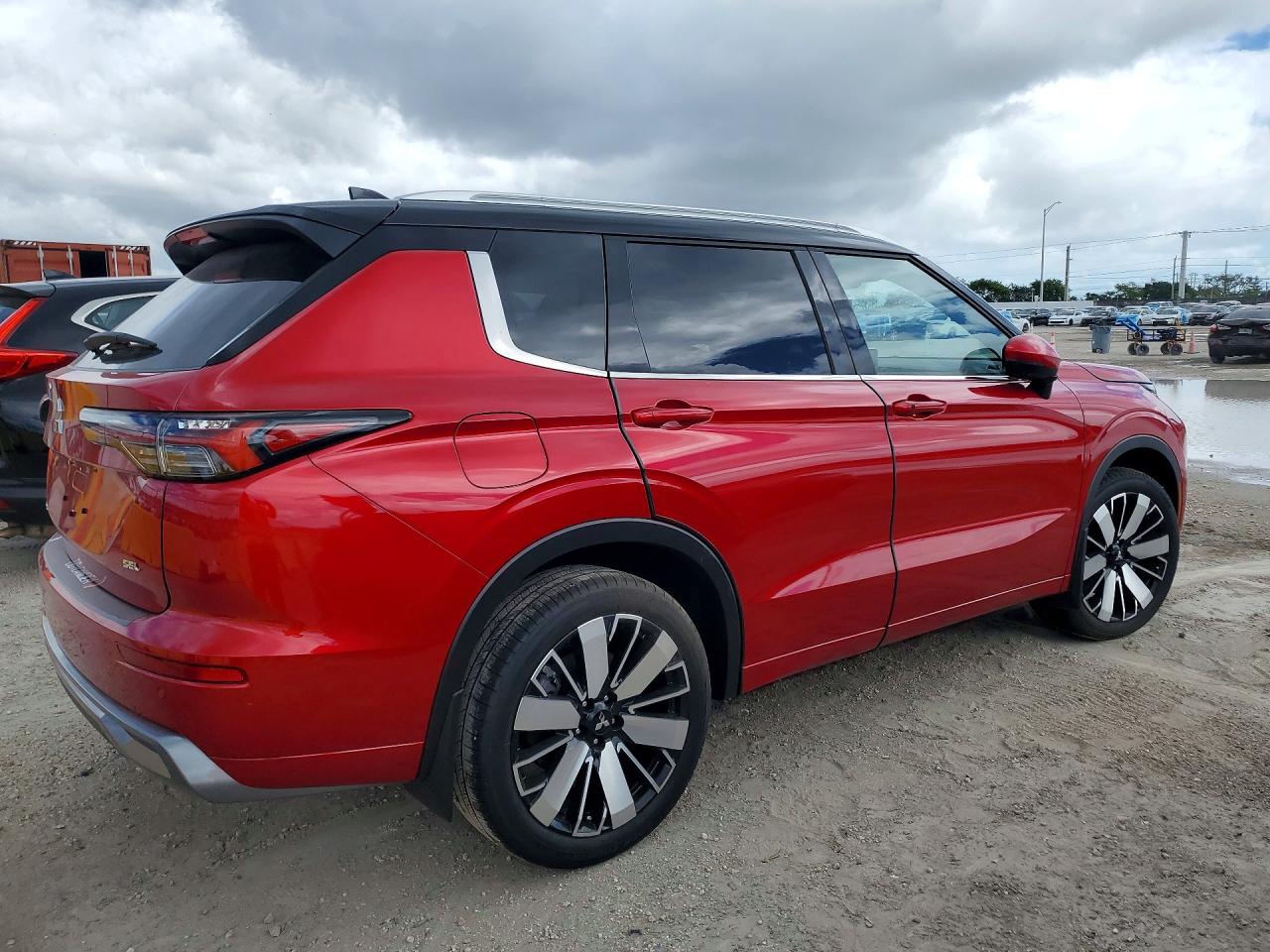2025 MITSUBISHI OUTLANDER SEL — снимка 3