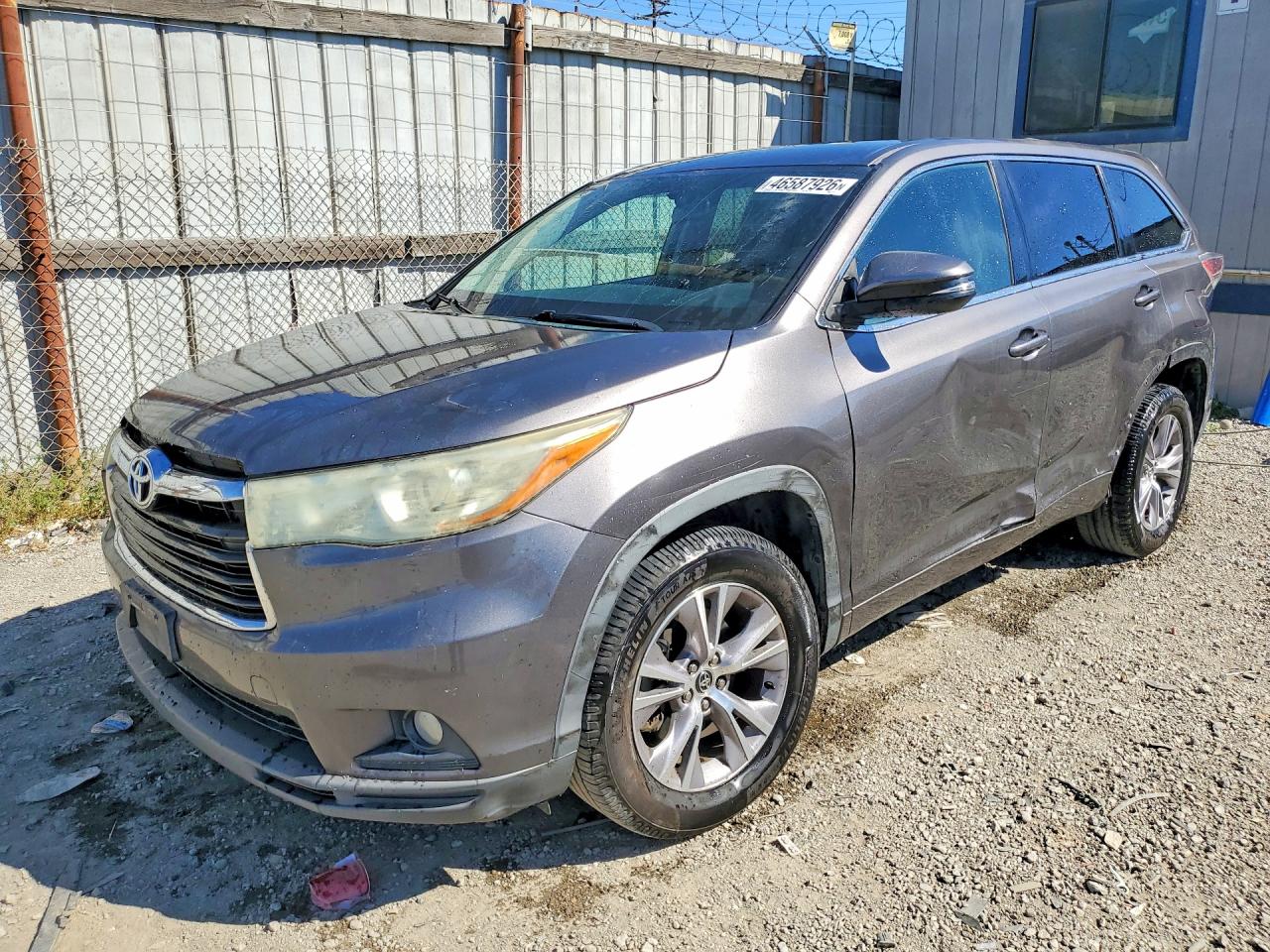 2016 TOYOTA HIGHLANDER LE PLUS
