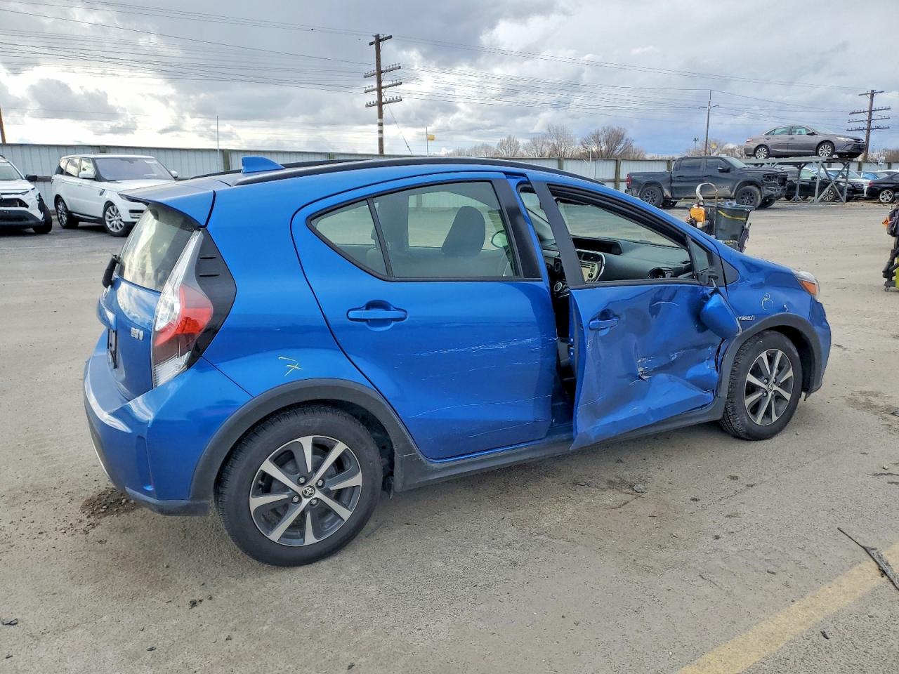 2019 TOYOTA PRIUS C L — снимка 3