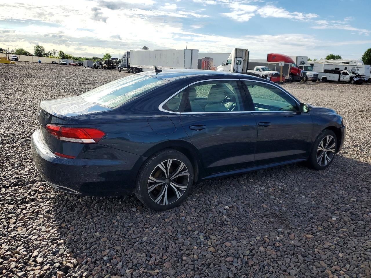 2022 VOLKSWAGEN PASSAT SE — снимка 3