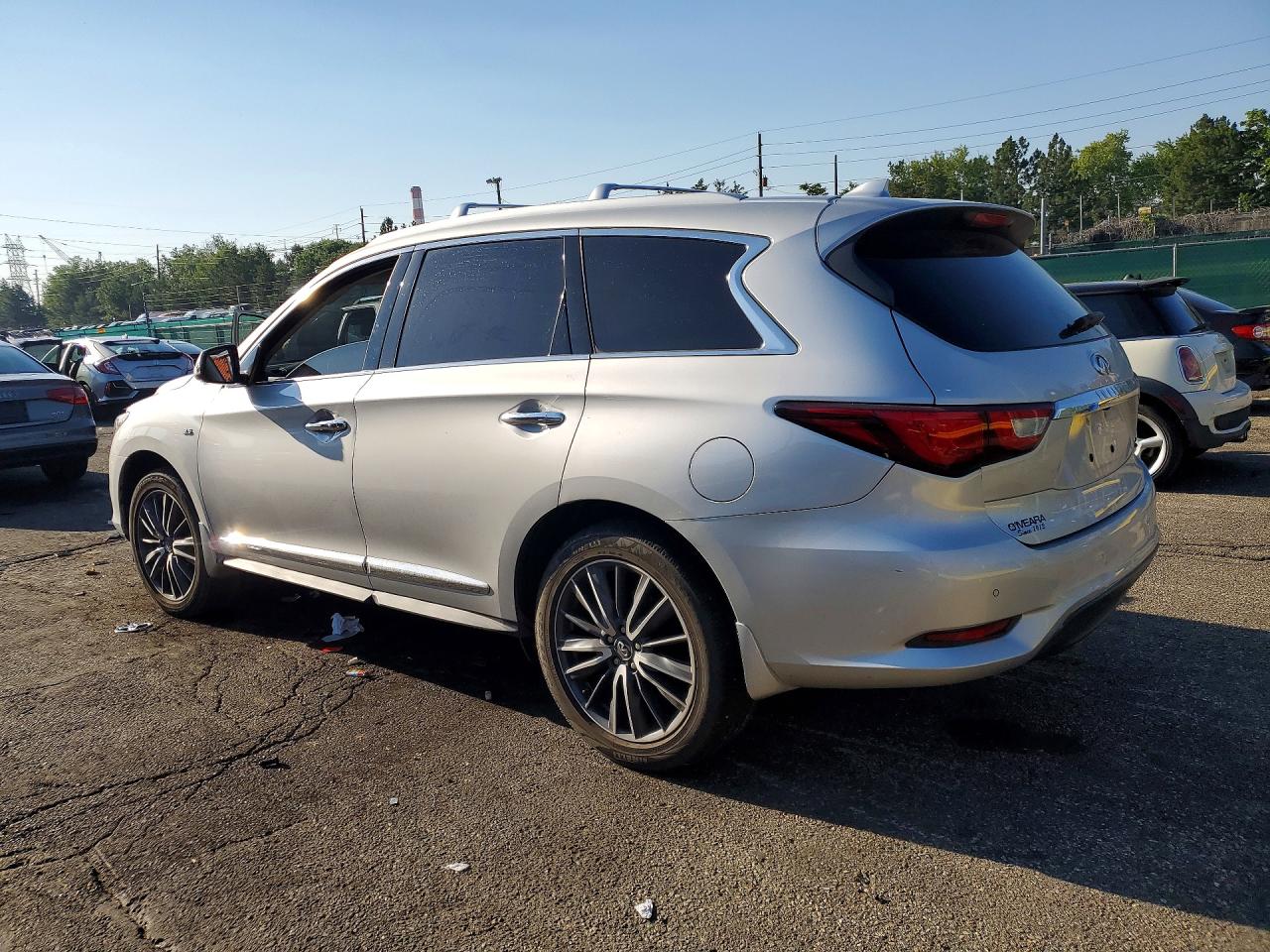 2017 INFINITI QX60 BASE — снимка 2