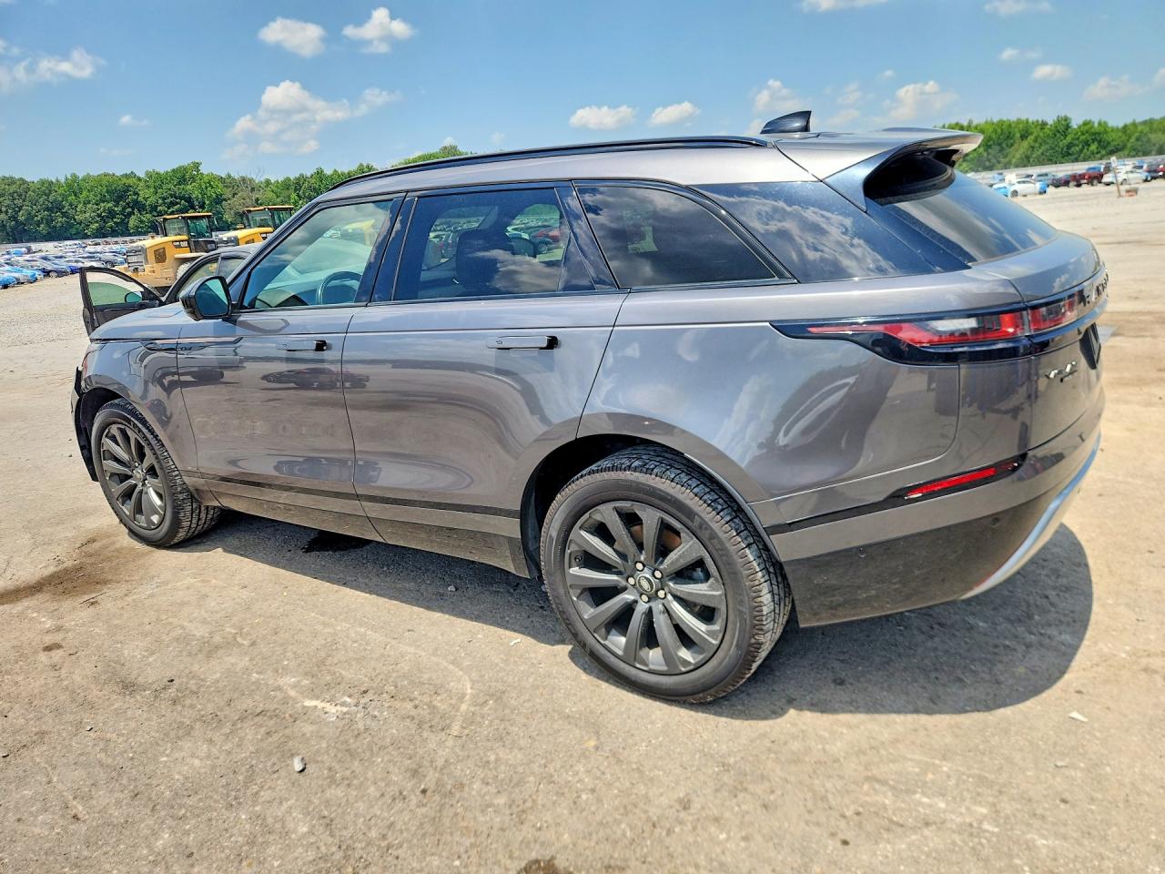 2019 LAND ROVER RANGE ROVER VELAR R-DYNAMIC SE — снимка 2
