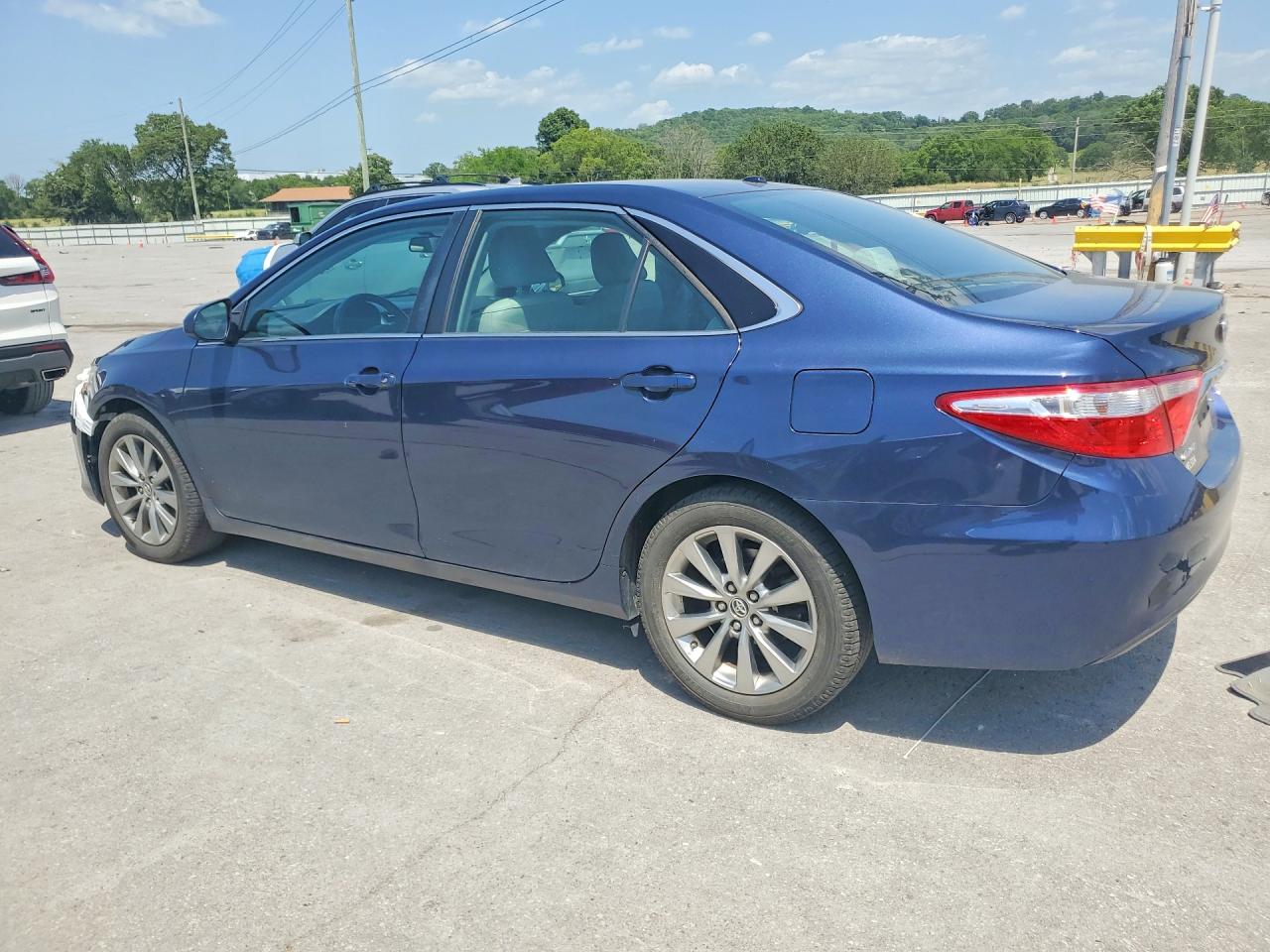 2015 TOYOTA CAMRY XLE — снимка 2