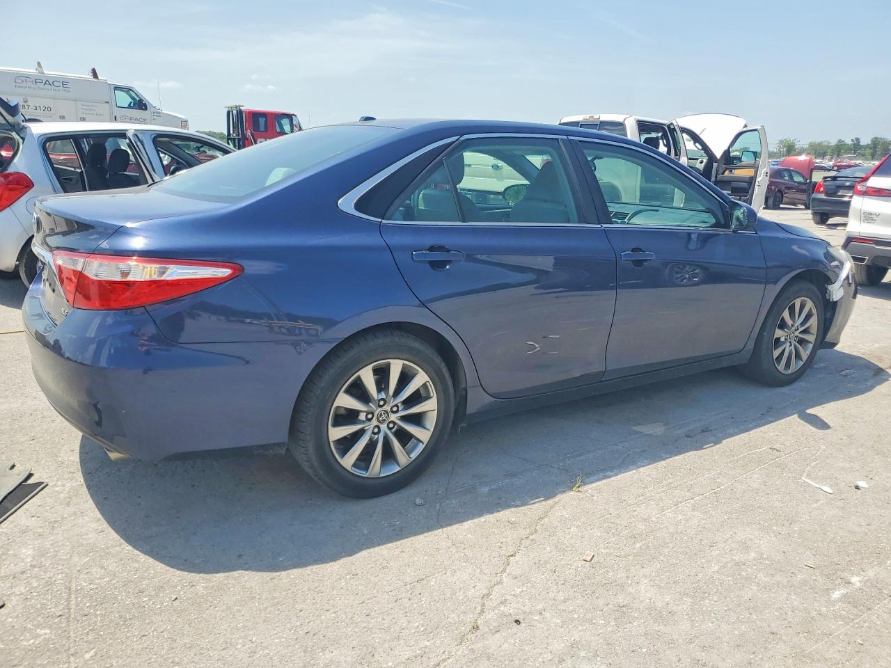 2015 TOYOTA CAMRY XLE — снимка 3