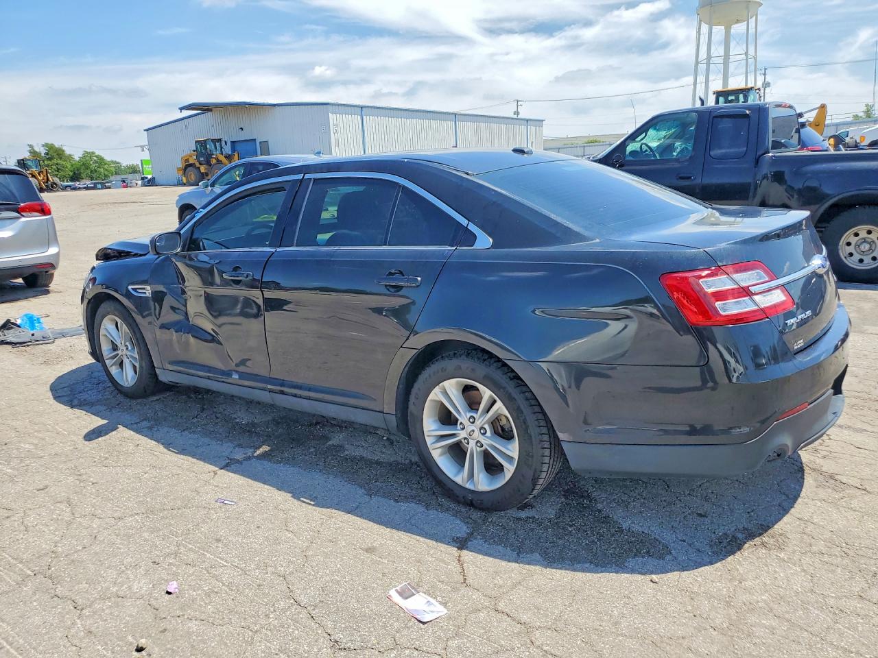 2015 FORD TAURUS SEL — снимка 2