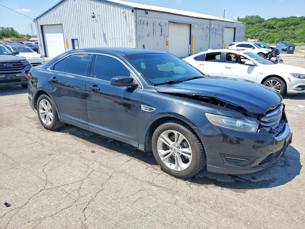 2015 FORD TAURUS SEL — снимка 4
