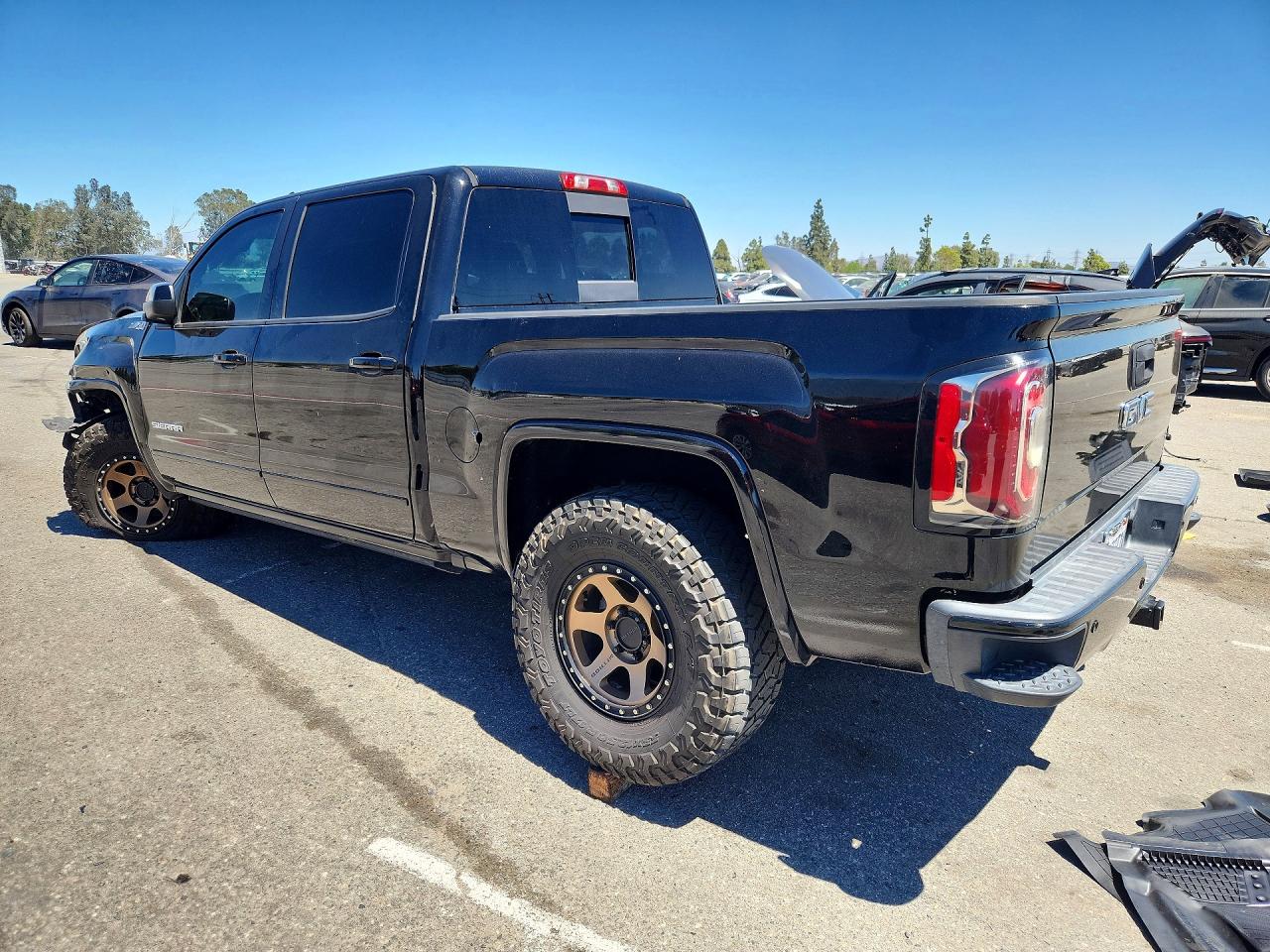 2017 GMC SIERRA K1500 SLT — снимка 2
