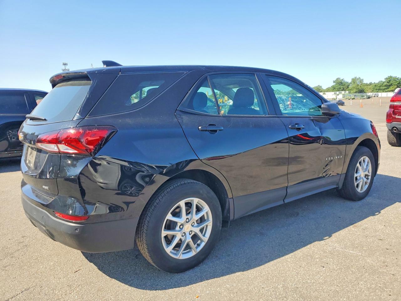 2023 CHEVROLET EQUINOX LS — снимка 3