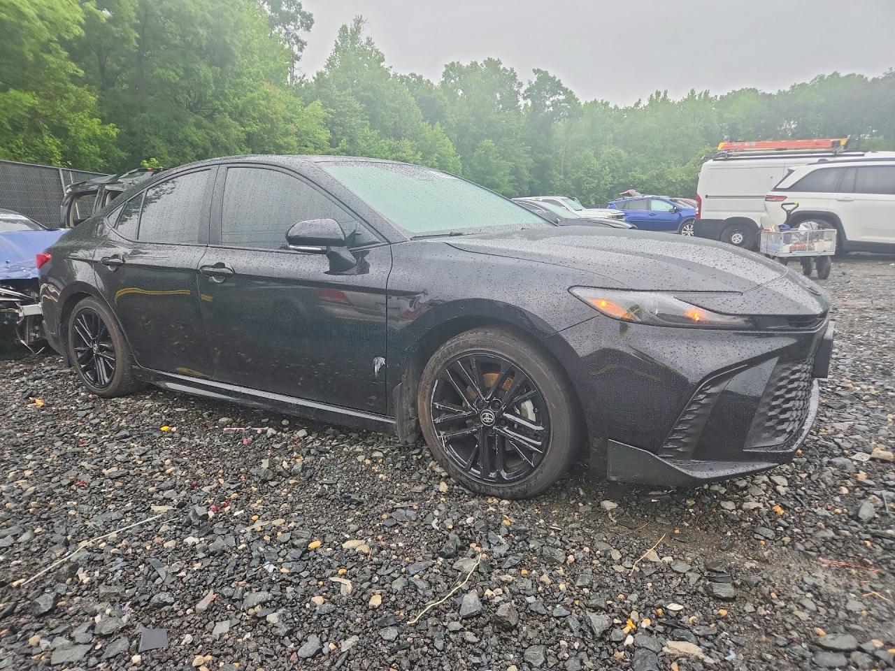 2025 TOYOTA CAMRY SE — снимка 4