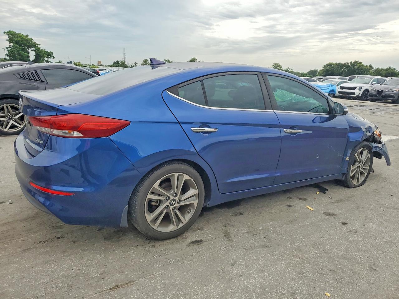 2017 HYUNDAI ELANTRA LIMITED — снимка 3