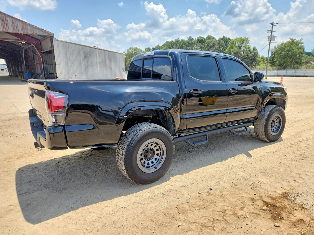 2017 TOYOTA TACOMA SR — снимка 3