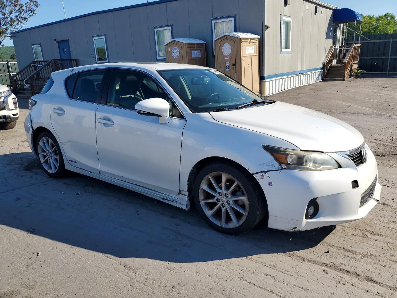 2013 LEXUS CT 200 — снимка 4