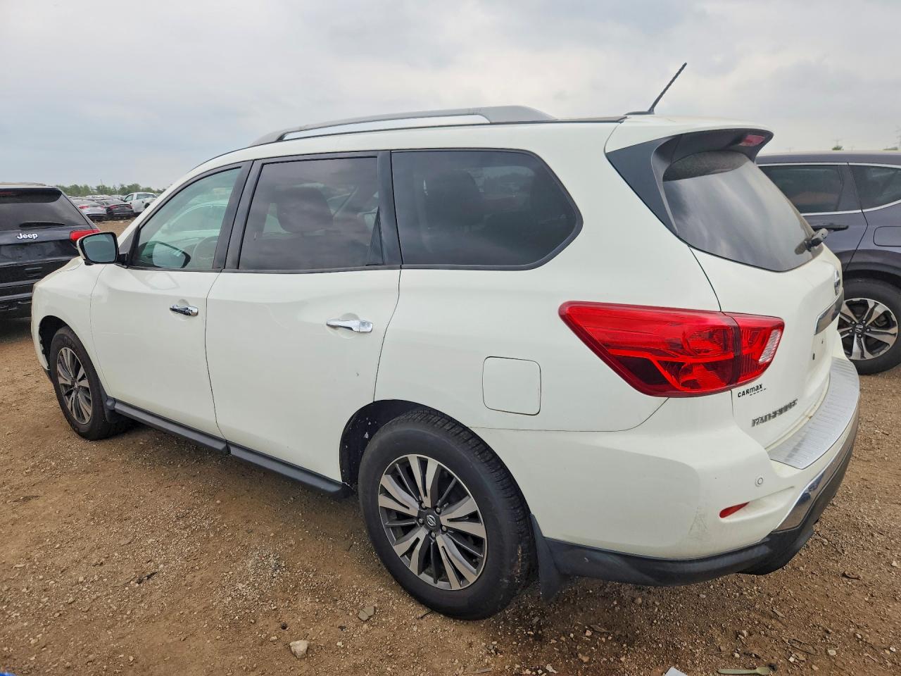 2017 NISSAN PATHFINDER SL — снимка 2