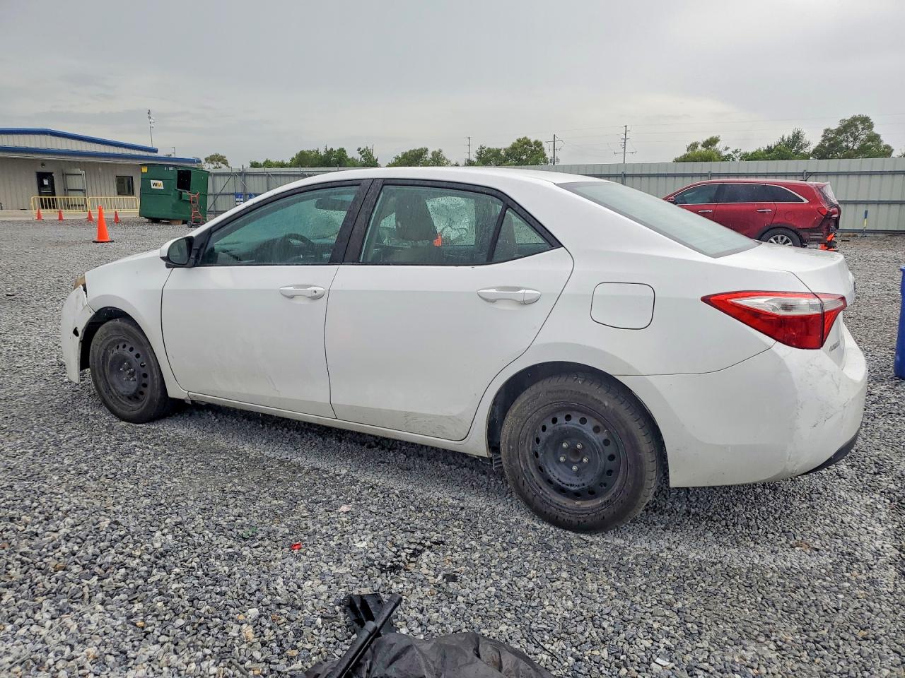 2015 TOYOTA COROLLA LE — снимка 2
