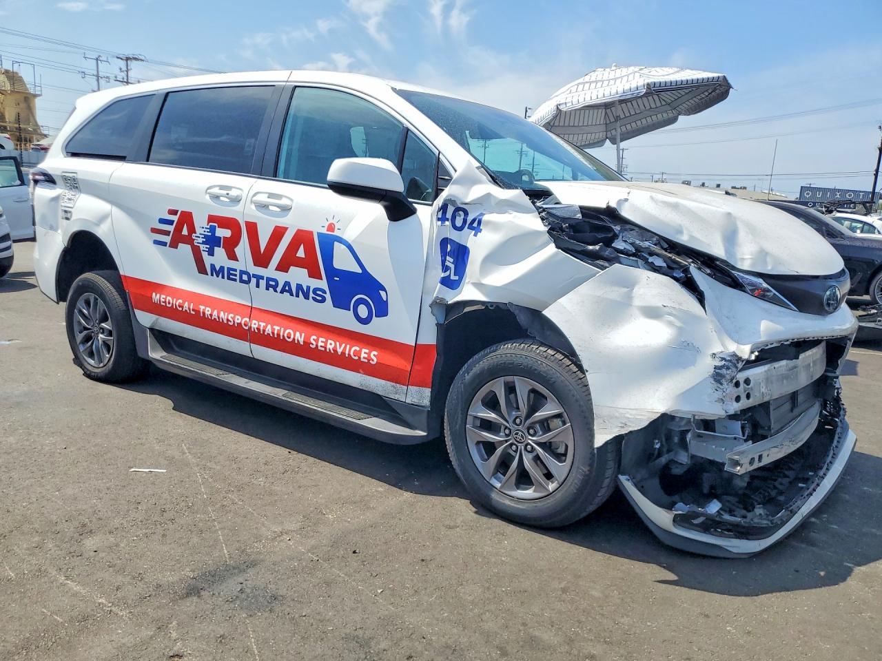 2023 TOYOTA SIENNA LE — снимка 4