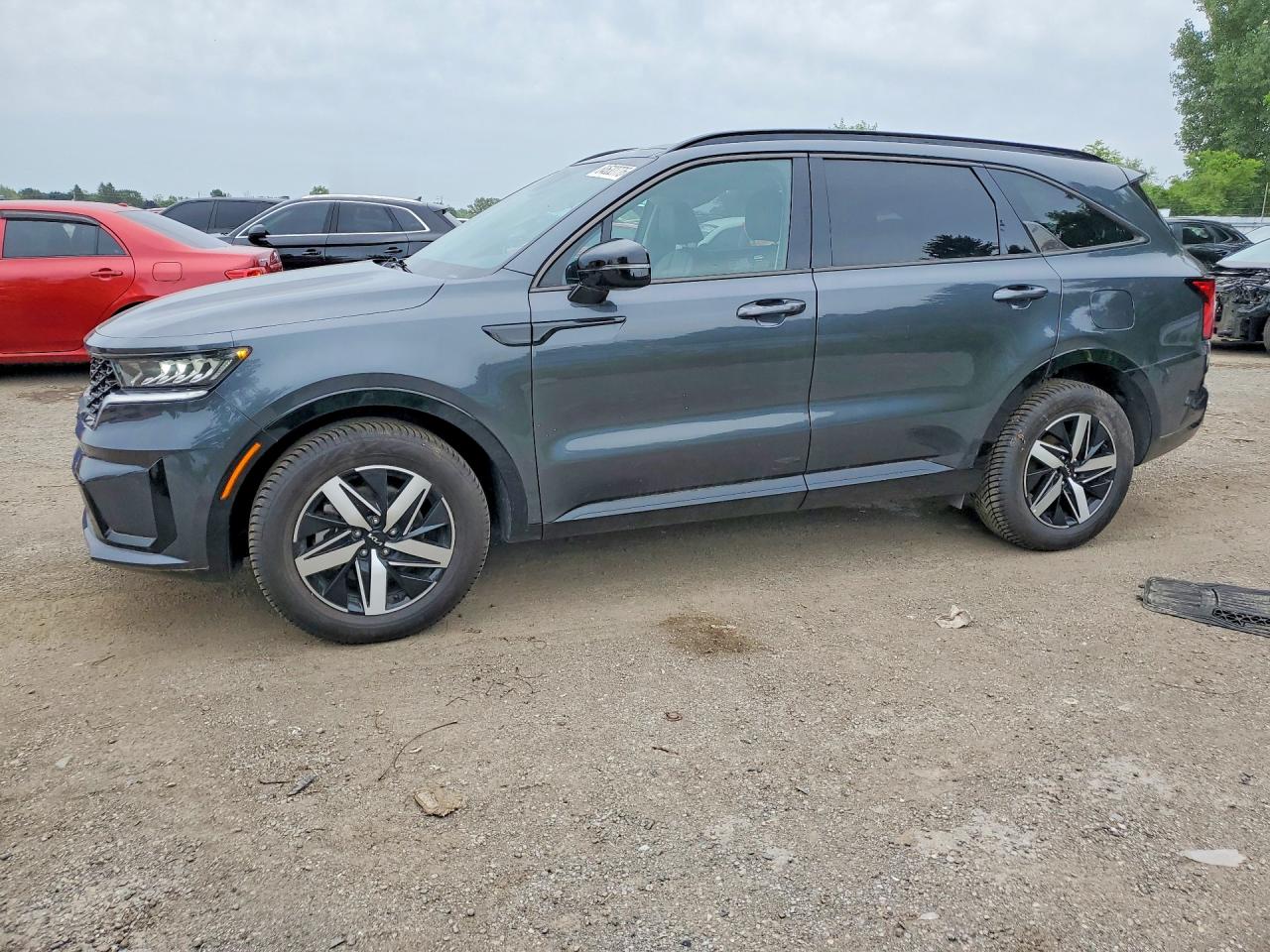 2023 KIA SORENTO S