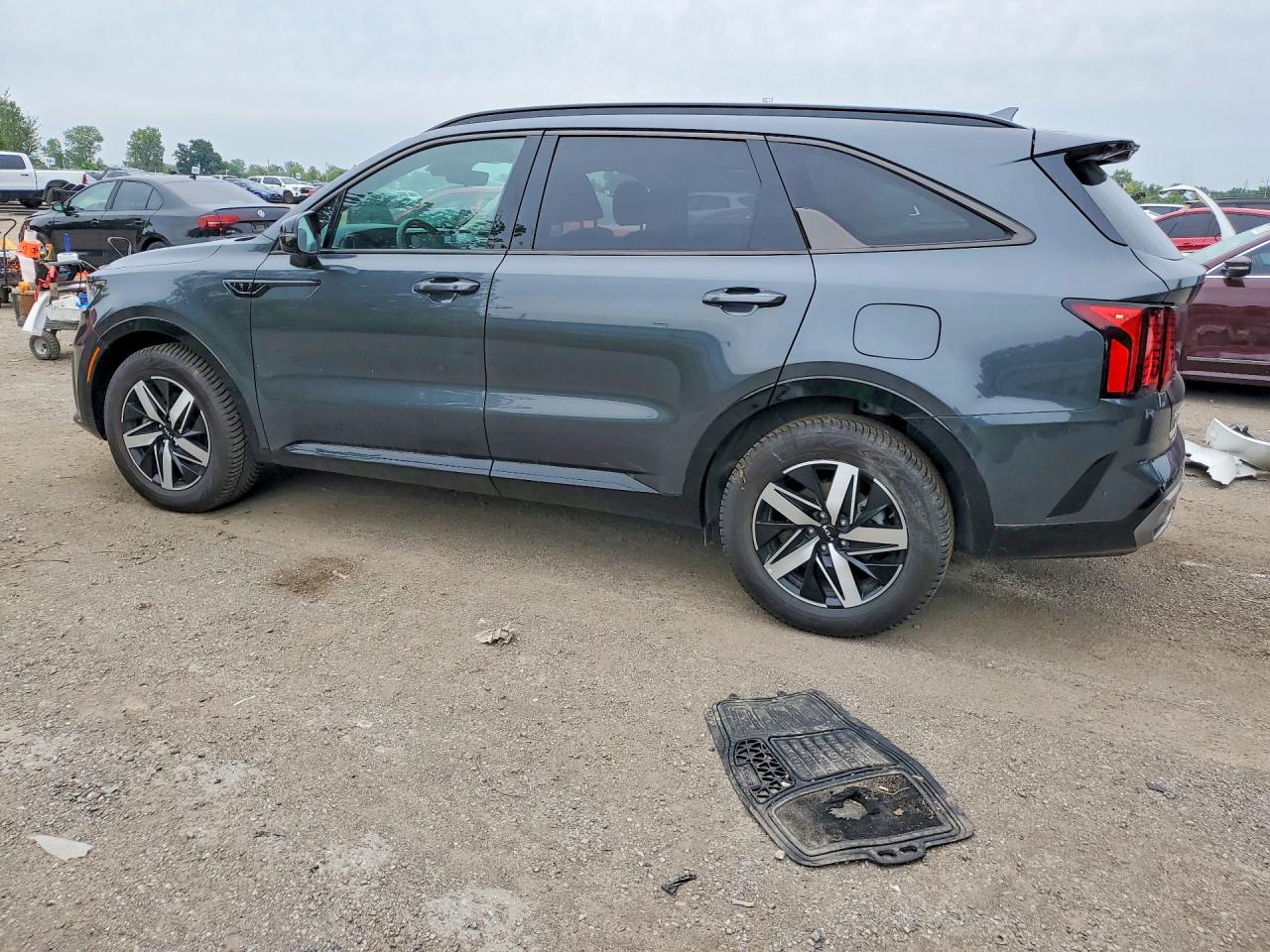 2023 KIA SORENTO S — снимка 2