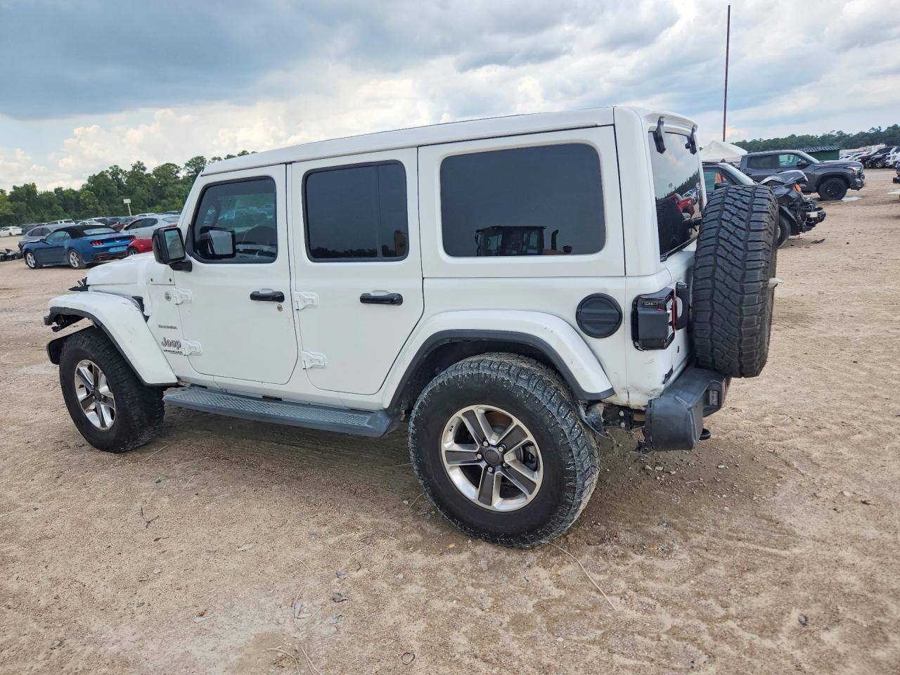 2020 JEEP WRANGLER UNLIMITED SAHARA — снимка 2