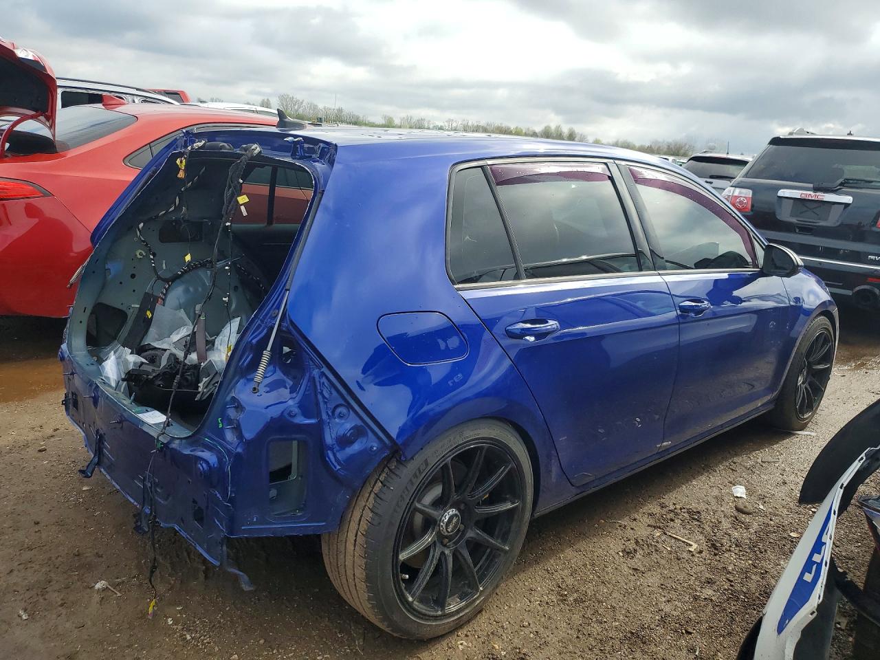 2017 VOLKSWAGEN GOLF R R — снимка 3
