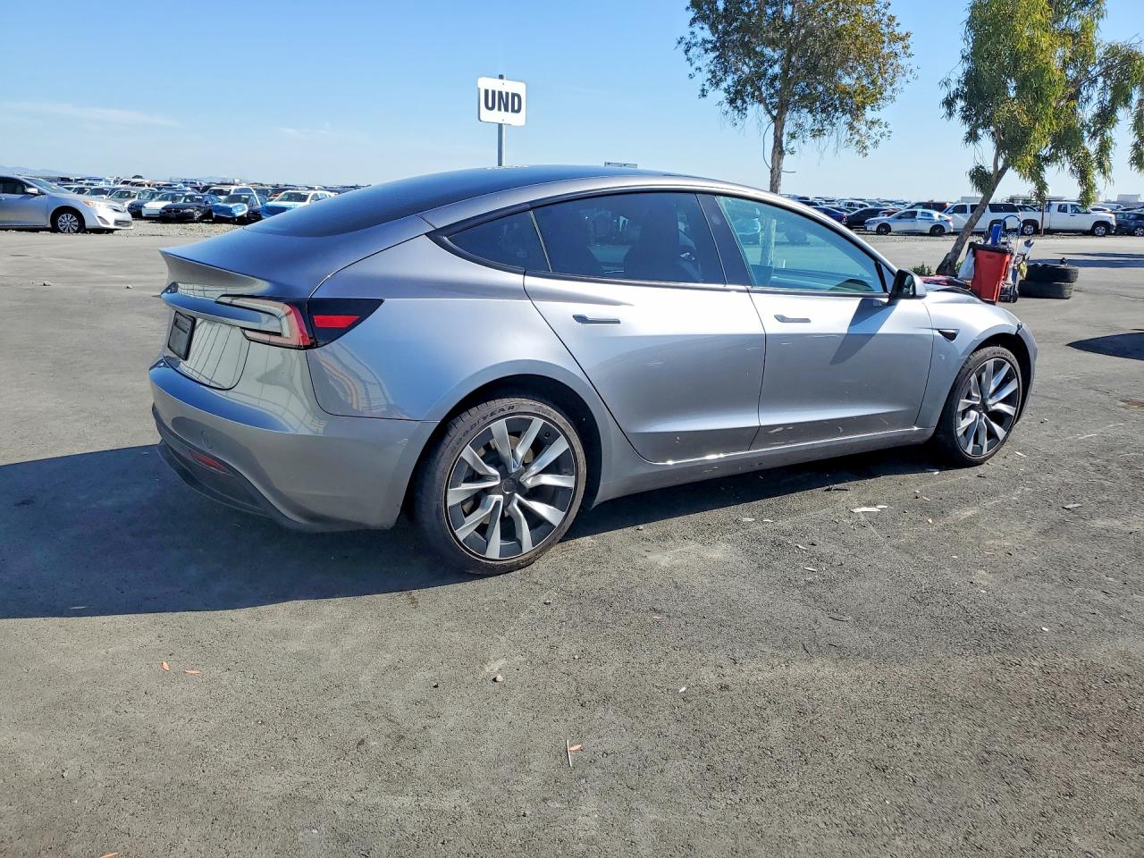 2024 TESLA MODEL 3 — снимка 3