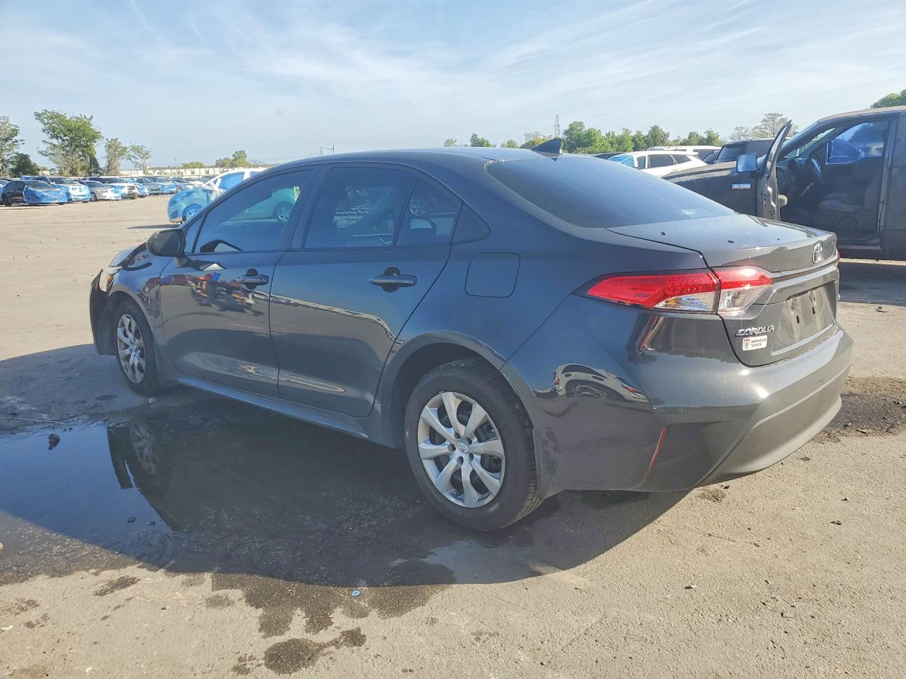 2026 TOYOTA COROLLA LE — снимка 2