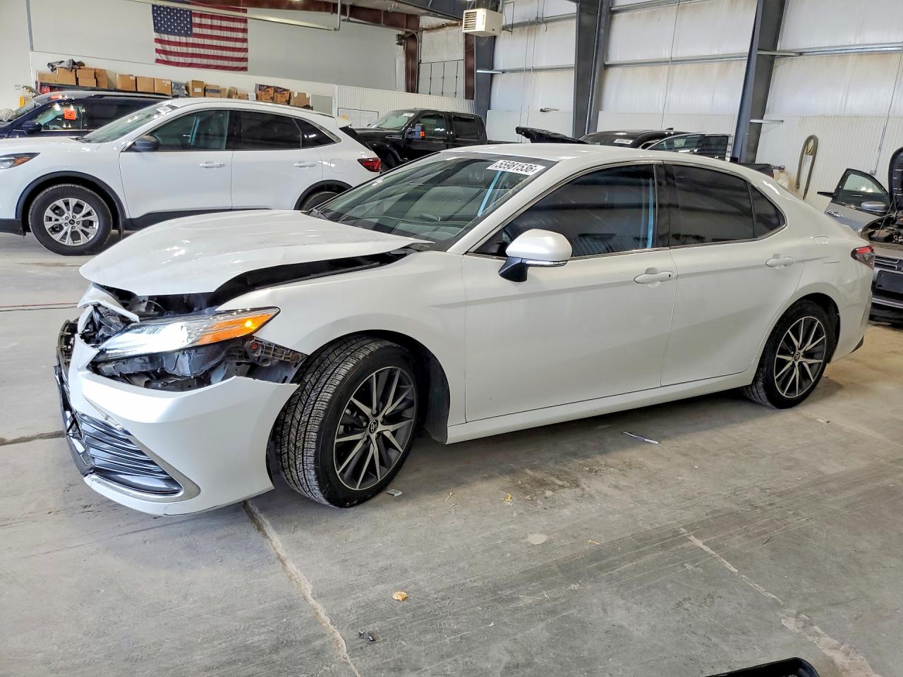 2022 TOYOTA CAMRY XLE