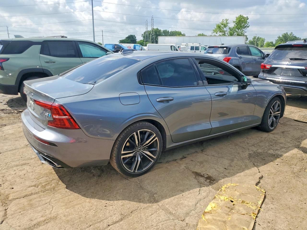 2019 VOLVO S60 T6 R-DESIGN — снимка 3
