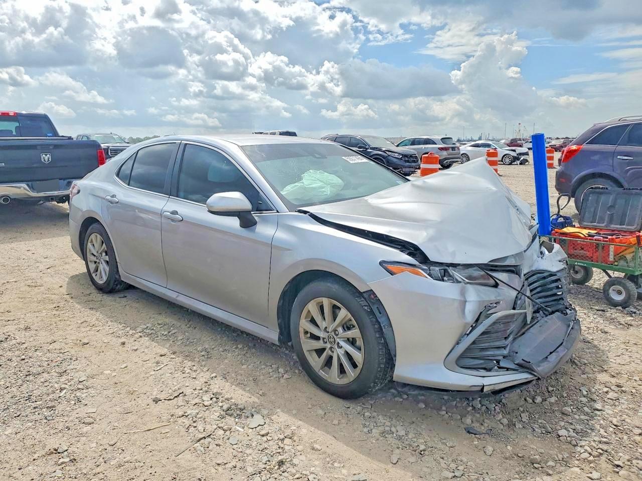 2024 TOYOTA CAMRY LE — снимка 4