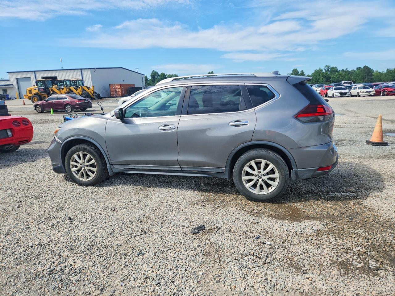 2018 NISSAN ROGUE SV — снимка 2