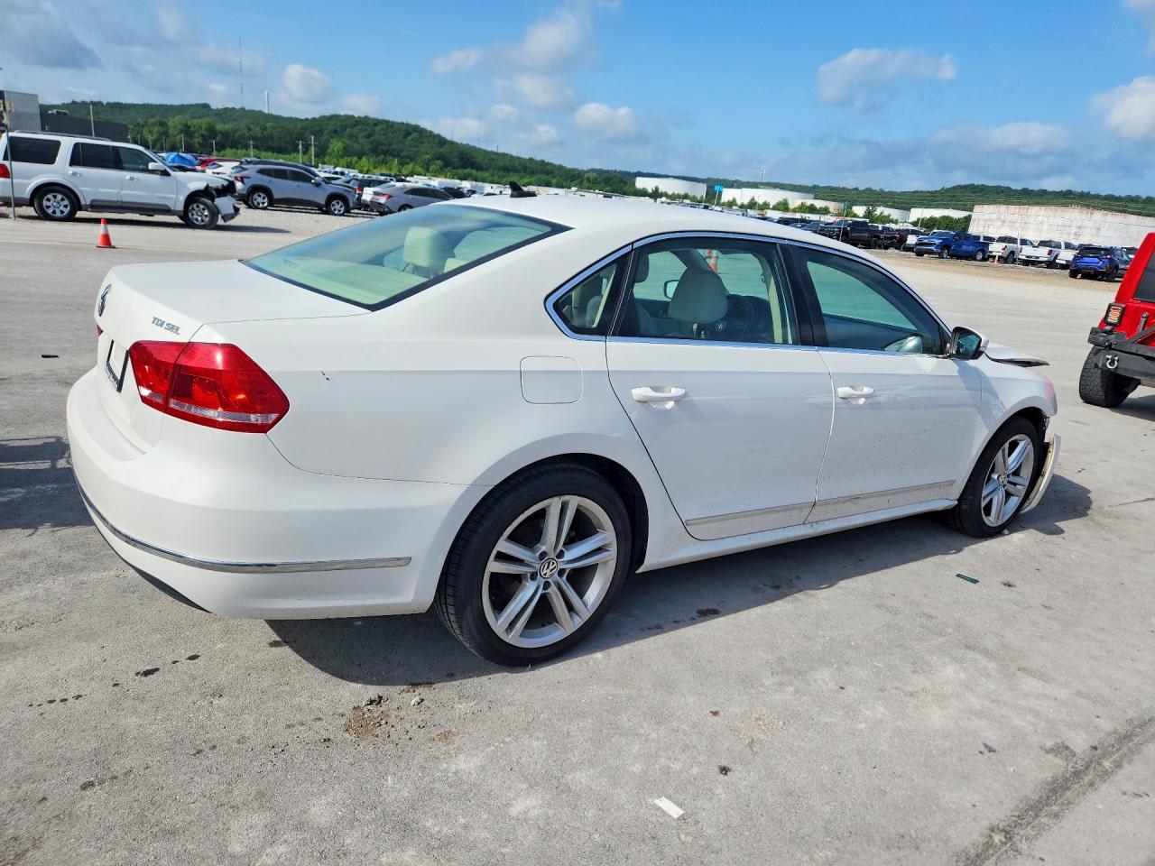 2015 VOLKSWAGEN PASSAT SEL — снимка 3