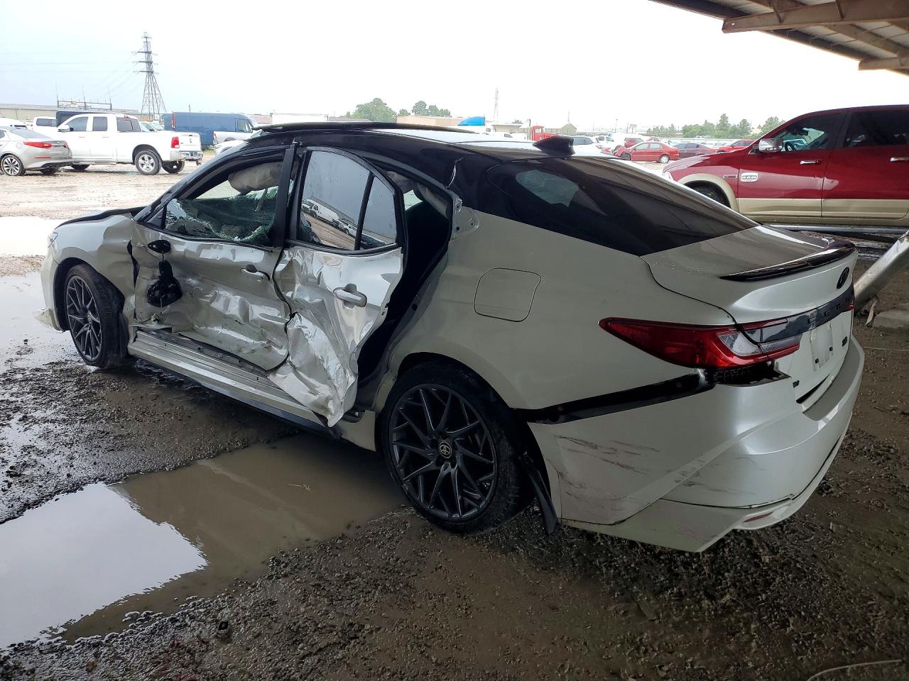 2025 TOYOTA CAMRY XSE — снимка 2