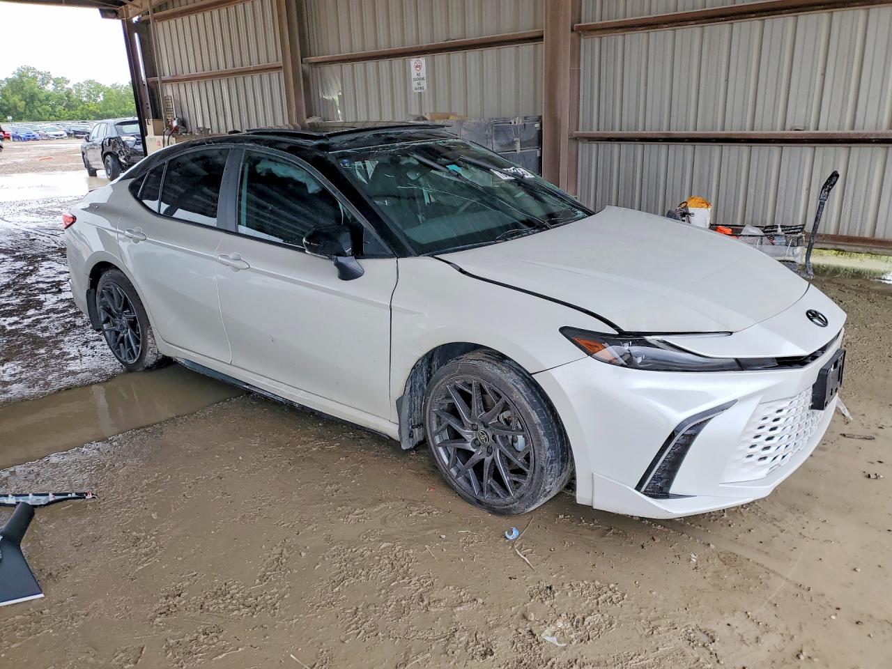 2025 TOYOTA CAMRY XSE — снимка 4