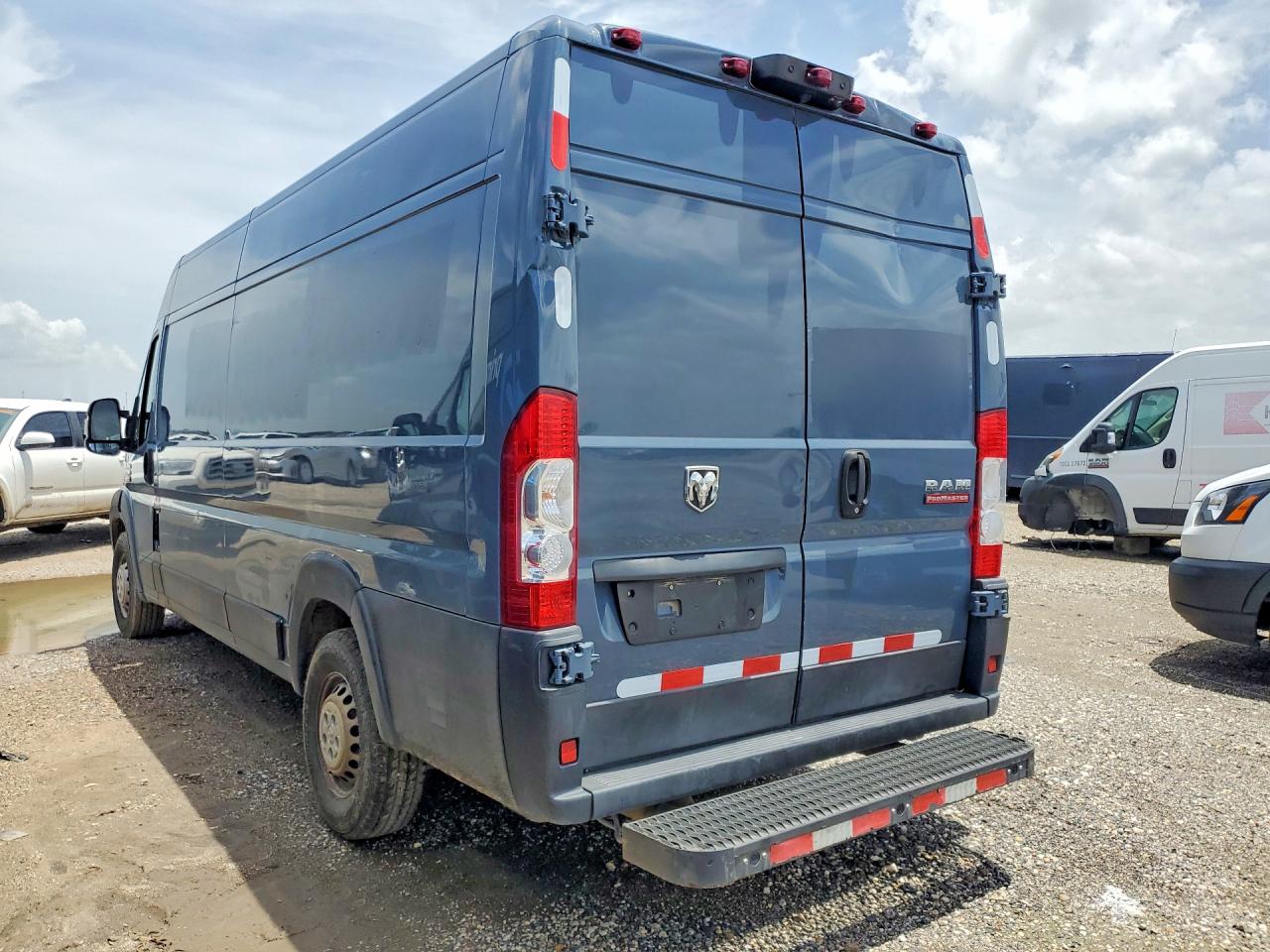 2021 RAM PROMASTER 3500 — снимка 2