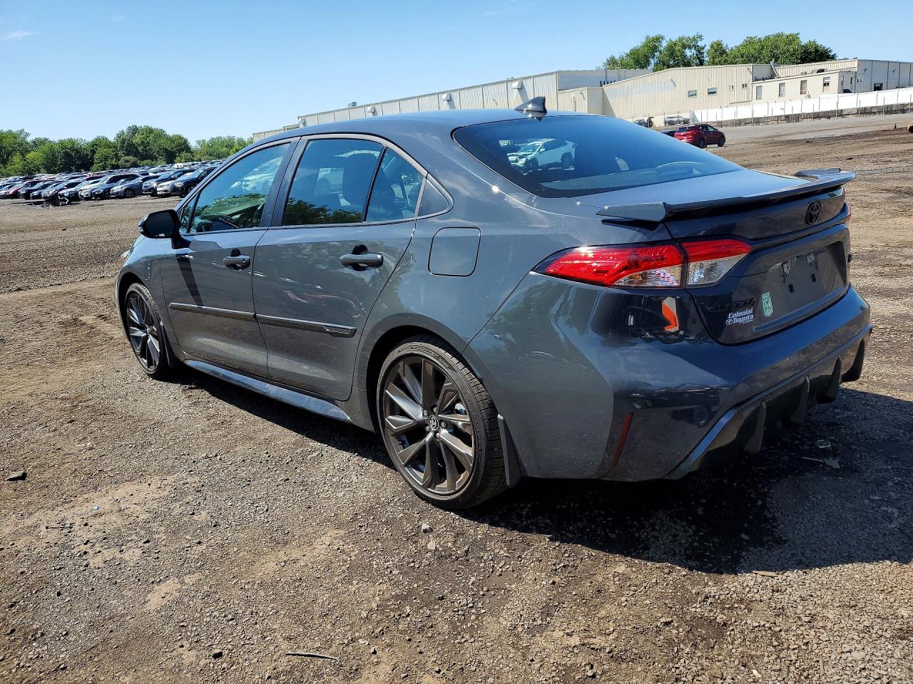 2026 TOYOTA COROLLA SE — снимка 2