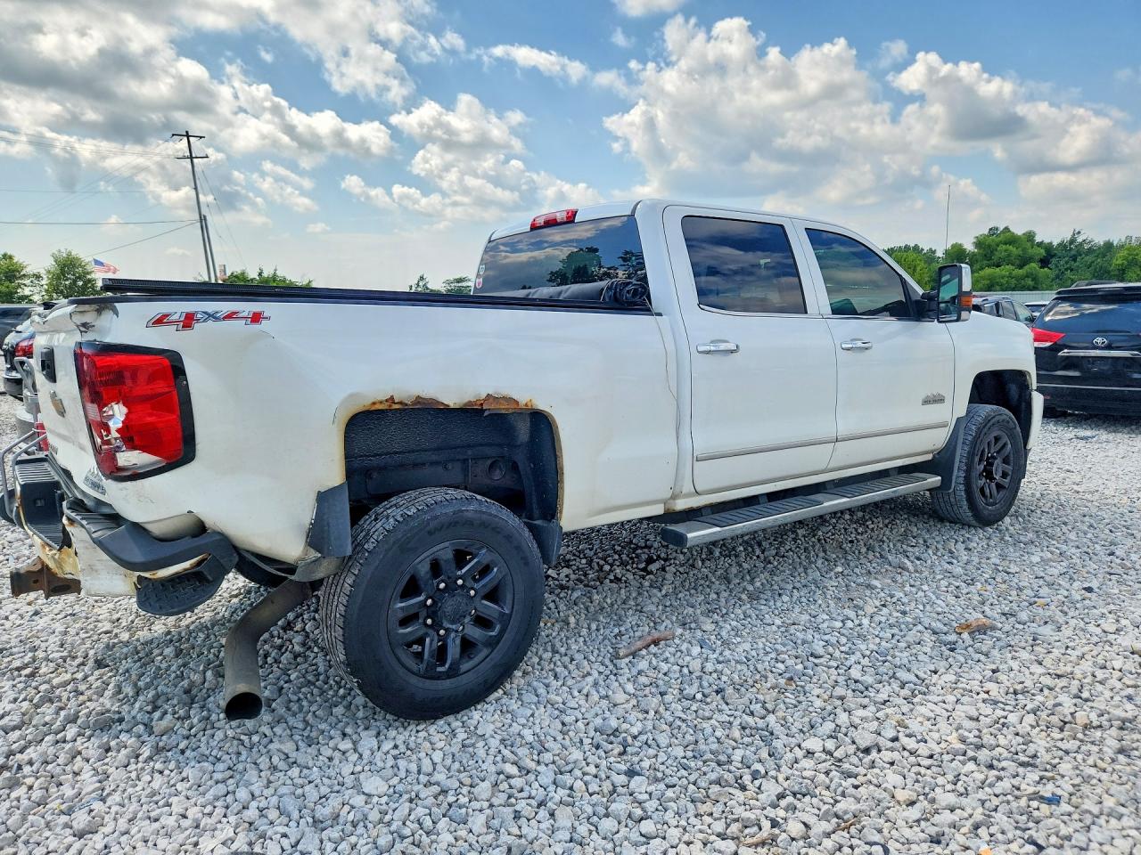 2015 CHEVROLET SILVERADO K2500 HIGH COUNTRY — снимка 3