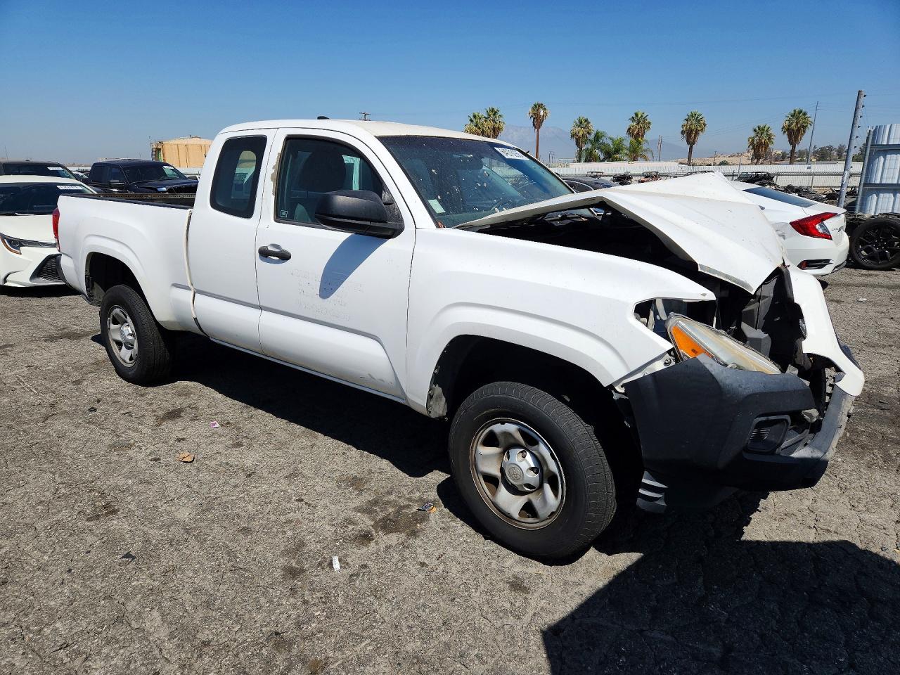 2017 TOYOTA TACOMA SR — снимка 4