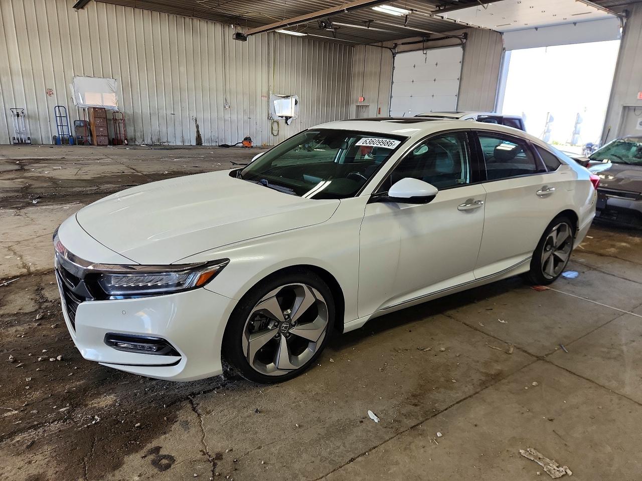 2018 HONDA ACCORD TOURING